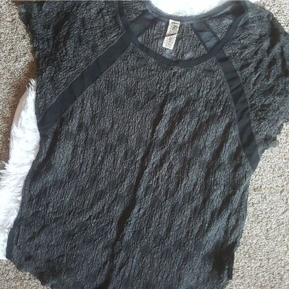 Free People lace shirt Size Medium - Picture 1 of 8